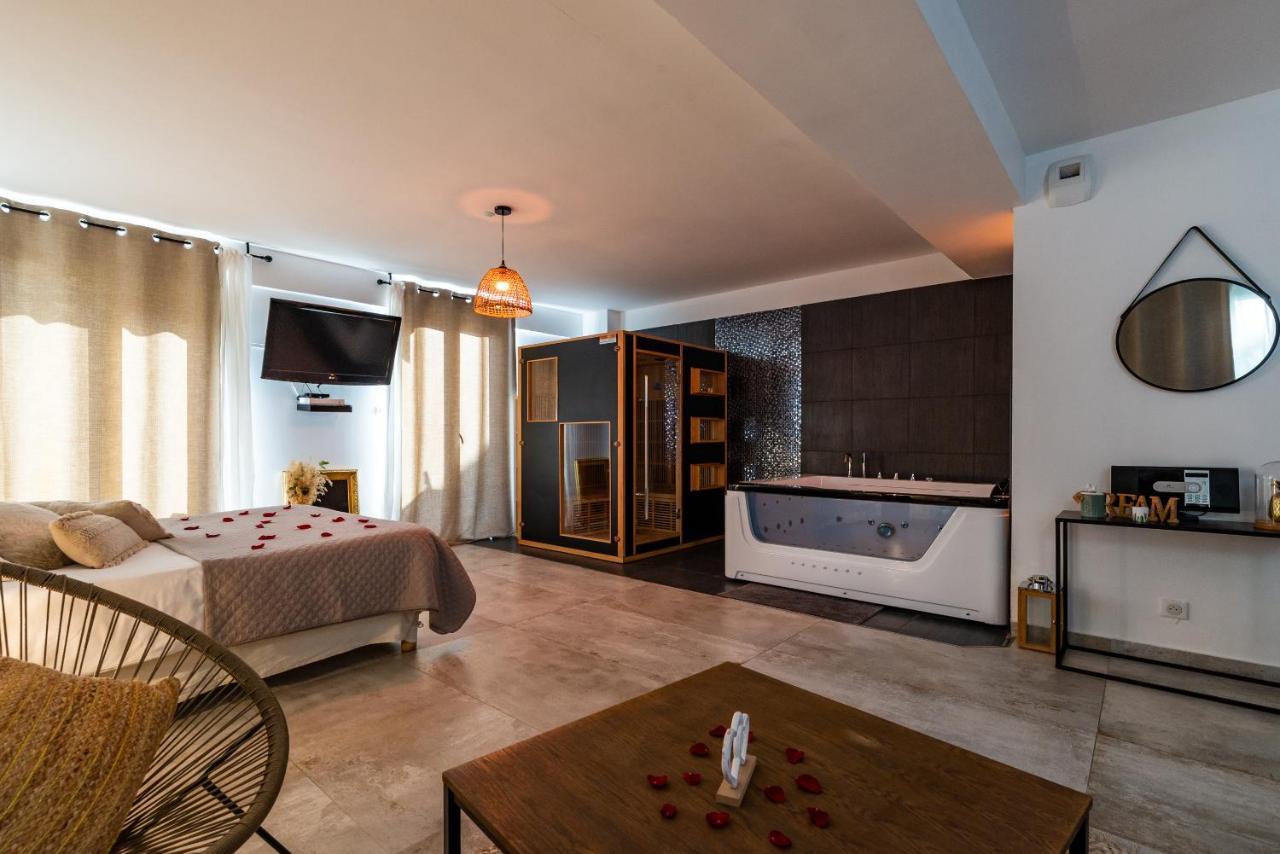 Suite And Spa 21 Дижон Екстериор снимка