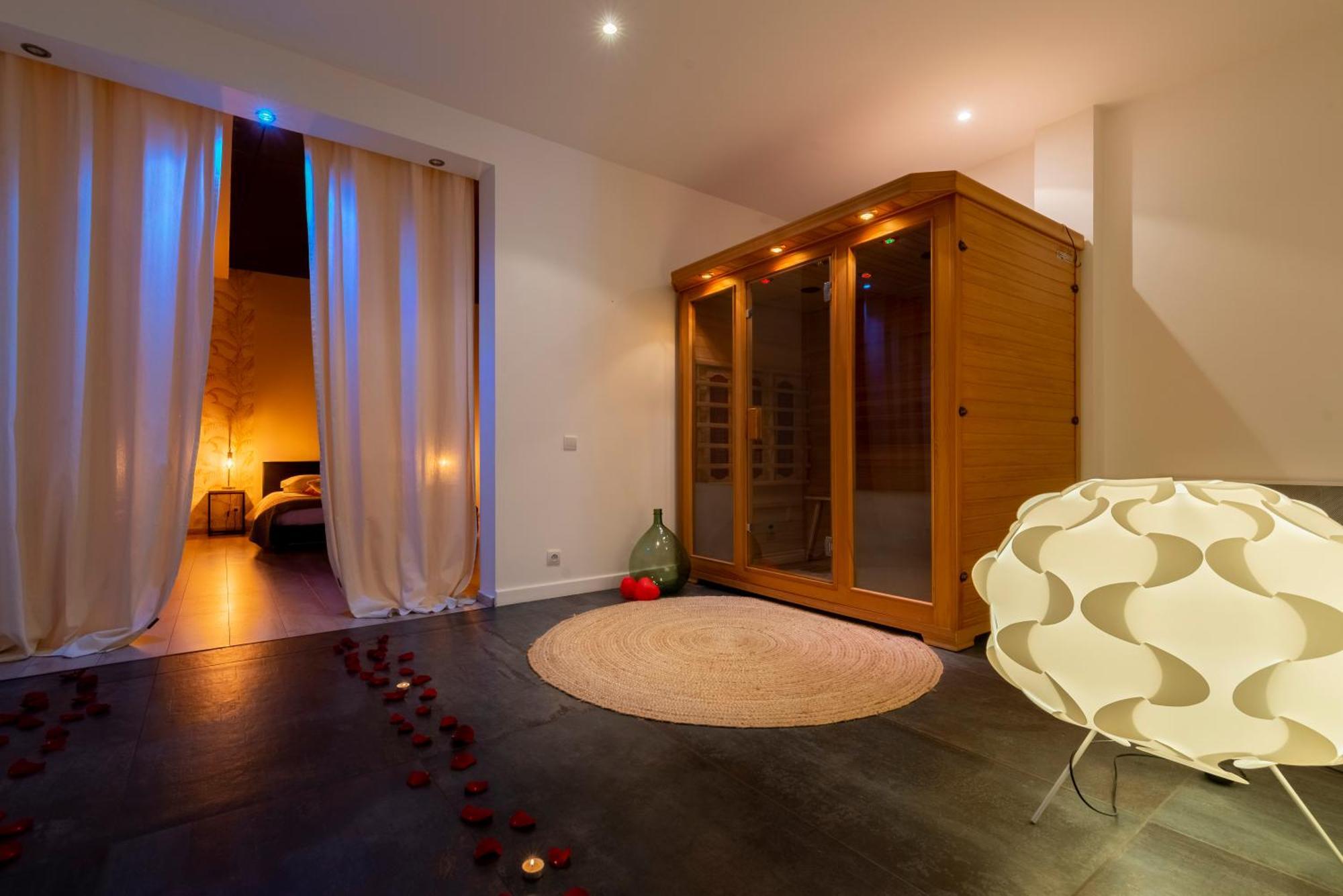 Suite And Spa 21 Дижон Екстериор снимка