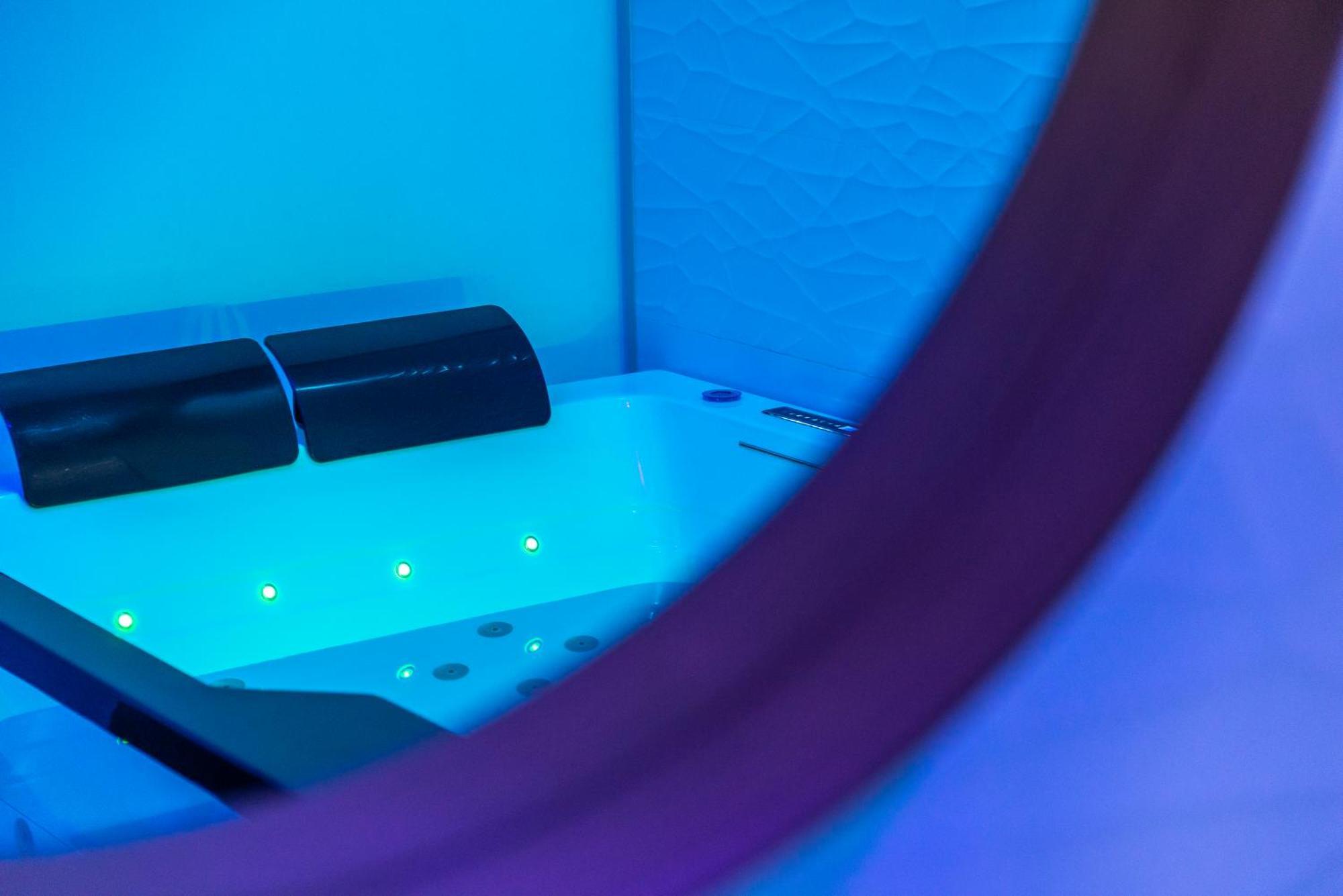 Suite And Spa 21 Дижон Екстериор снимка