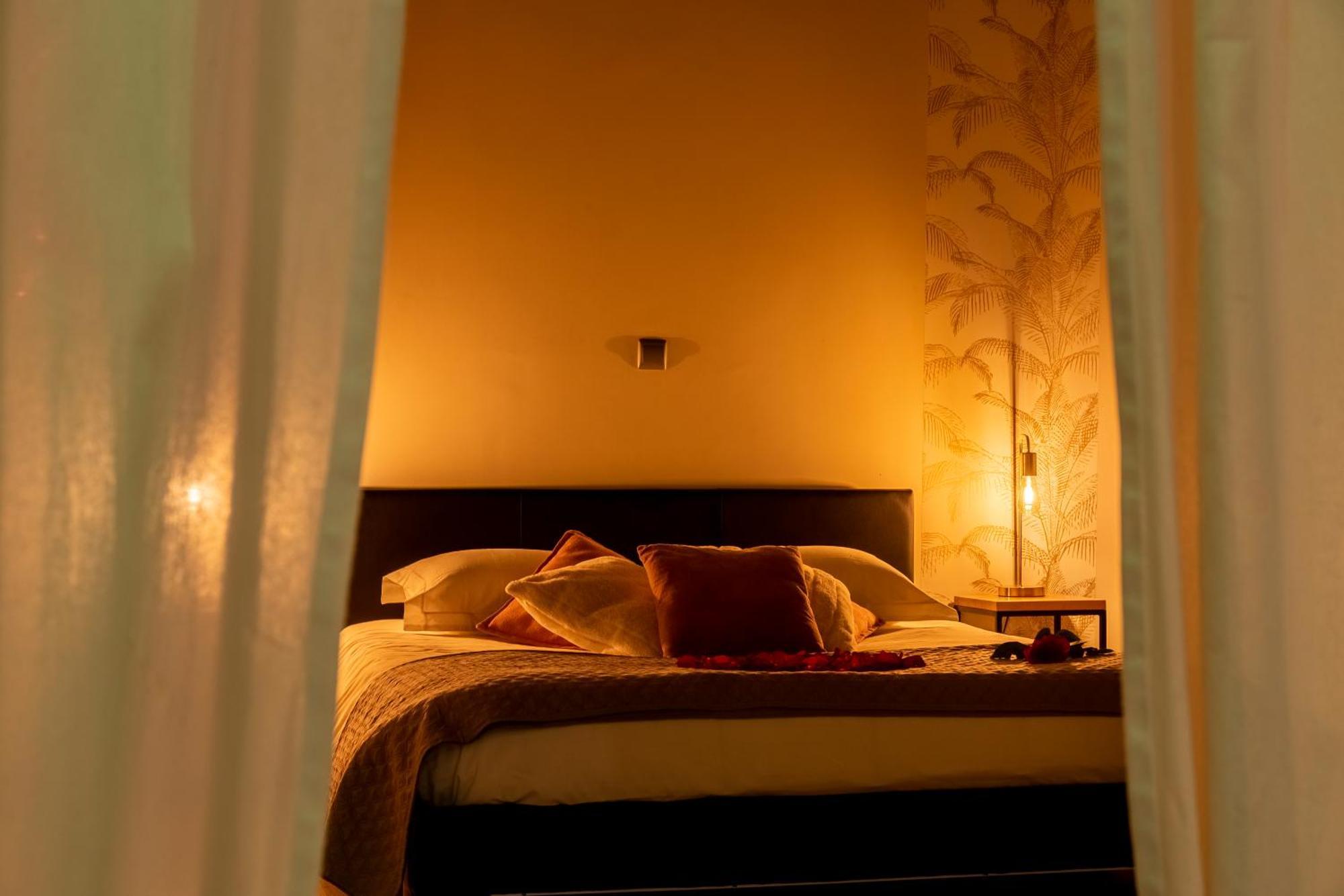 Suite And Spa 21 Дижон Екстериор снимка
